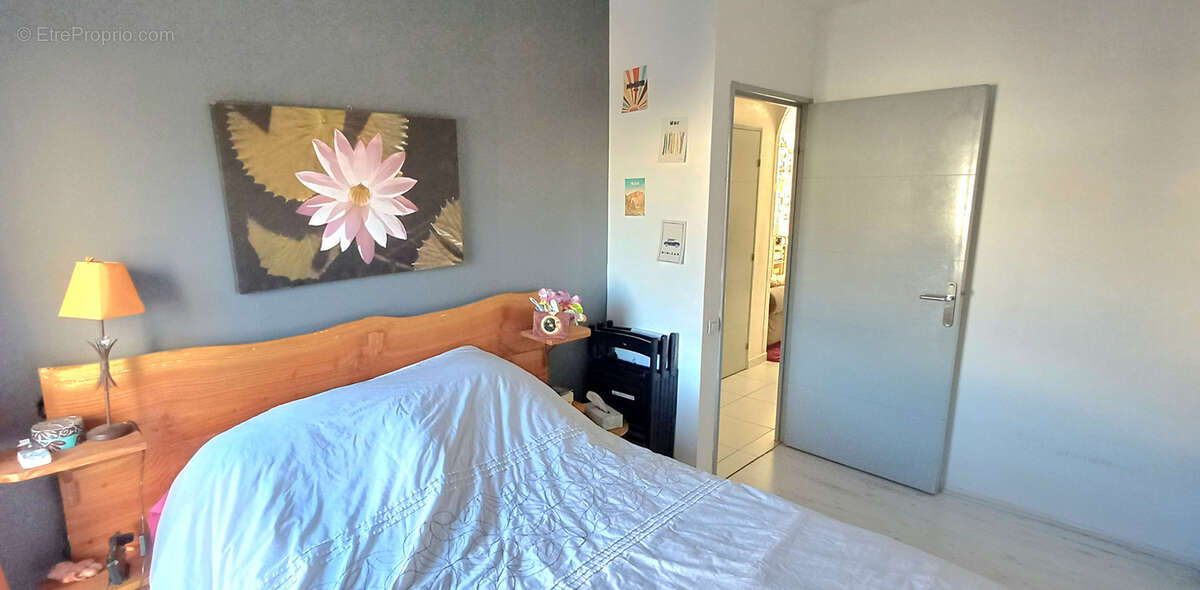 Appartement à SAINT-MARTIN-D'HERES