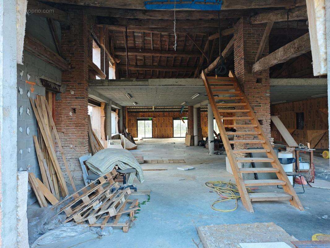 Maison à DREMIL-LAFAGE