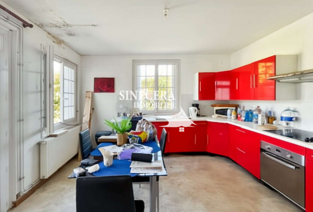 Maison 195 m² à Vanxains  - photo 8