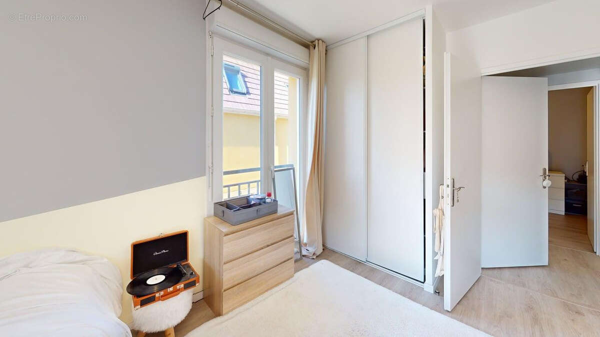 Appartement à CHALIFERT