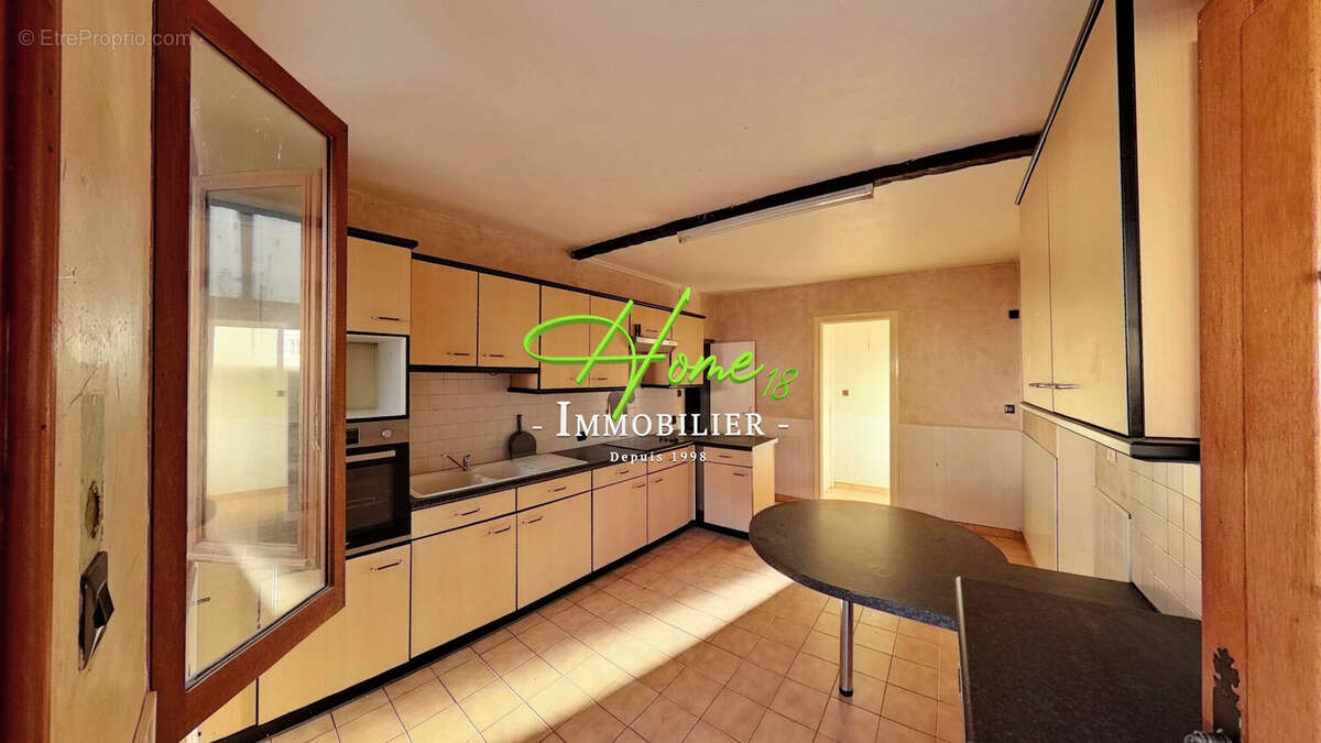 Maison à SAVIGNY-EN-SEPTAINE