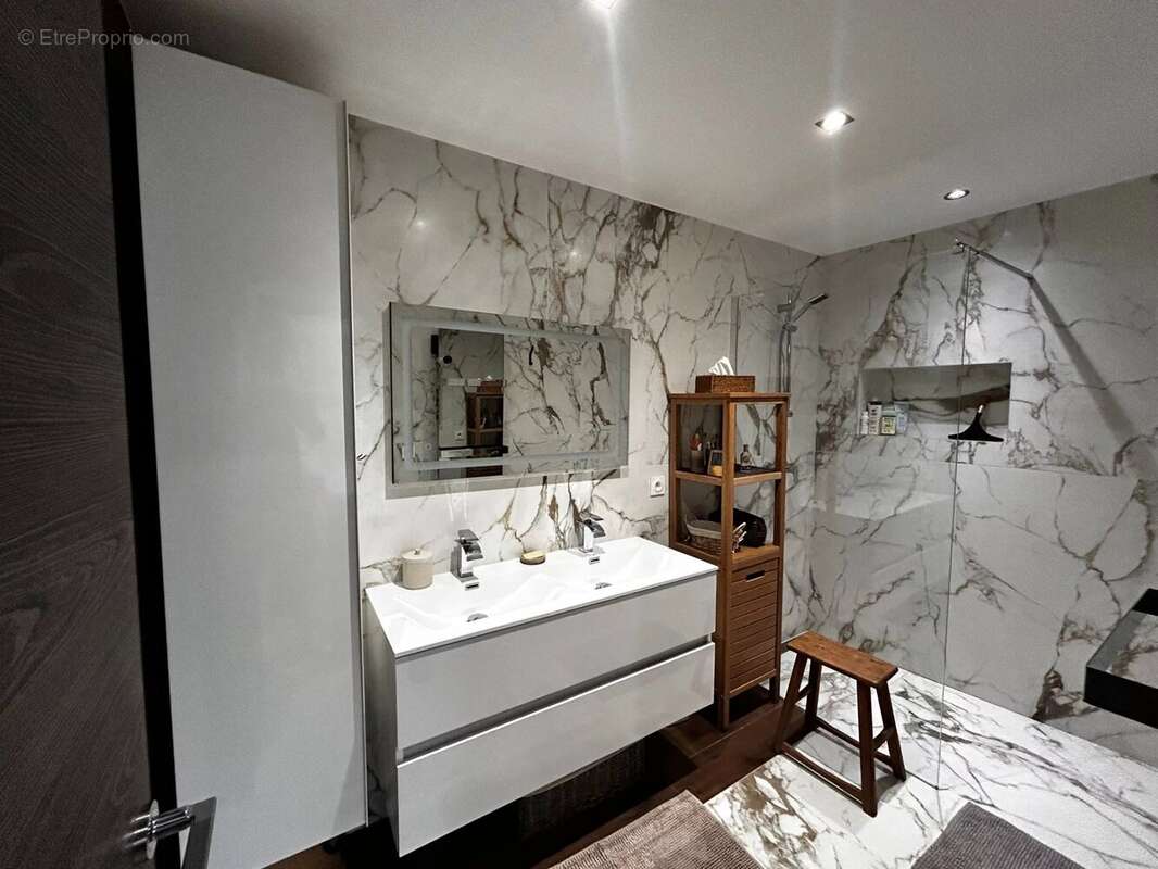 Cannes Palm-Beach Beau 3 pièces de 72 m² Traversant - photo 6