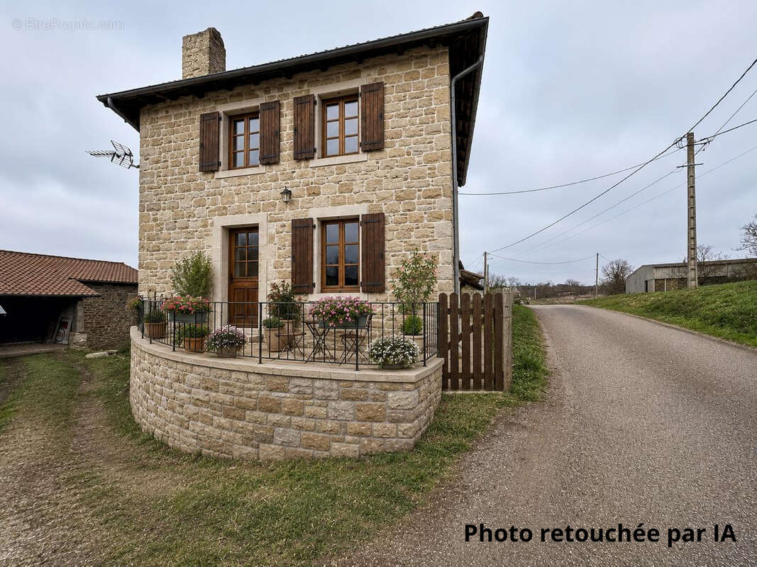 Maison à CEAUX-D'ALLEGRE