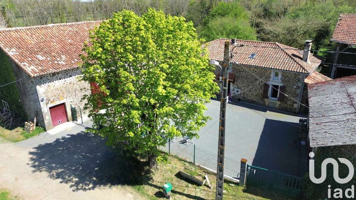 Maison 133 m² à Verneuil  - photo 3