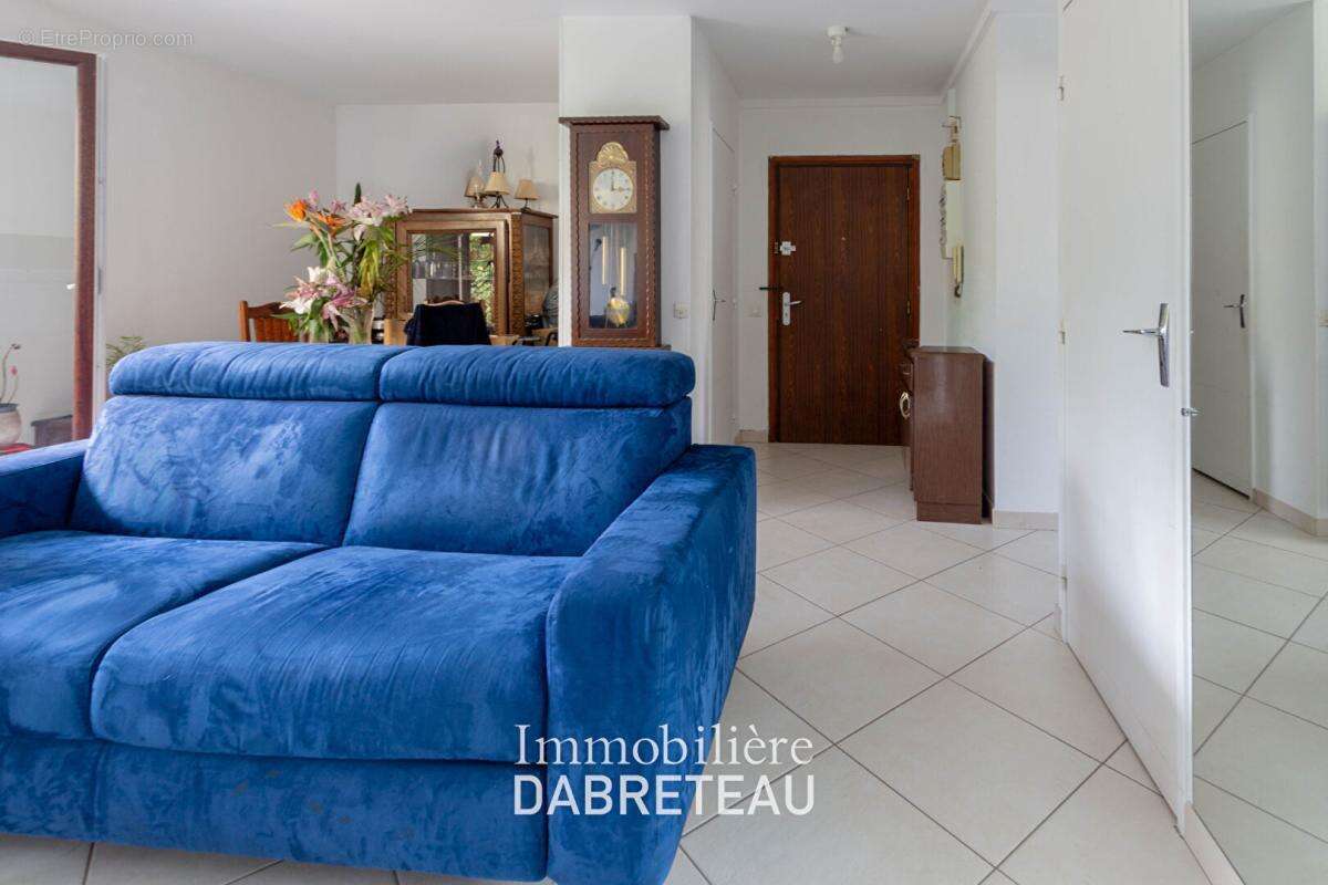 Appartement à CRAPONNE