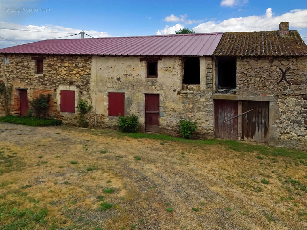 Maison à VIHIERS