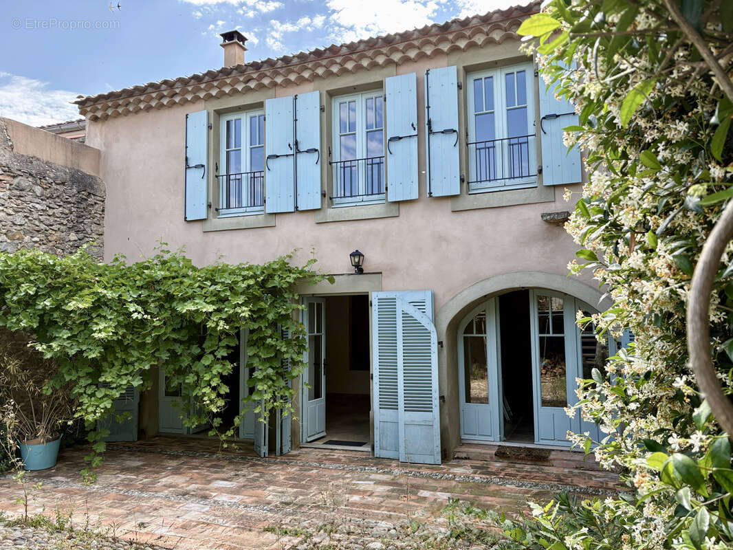 CARCASSONNE-Maison avec garage et jardin - photo 2