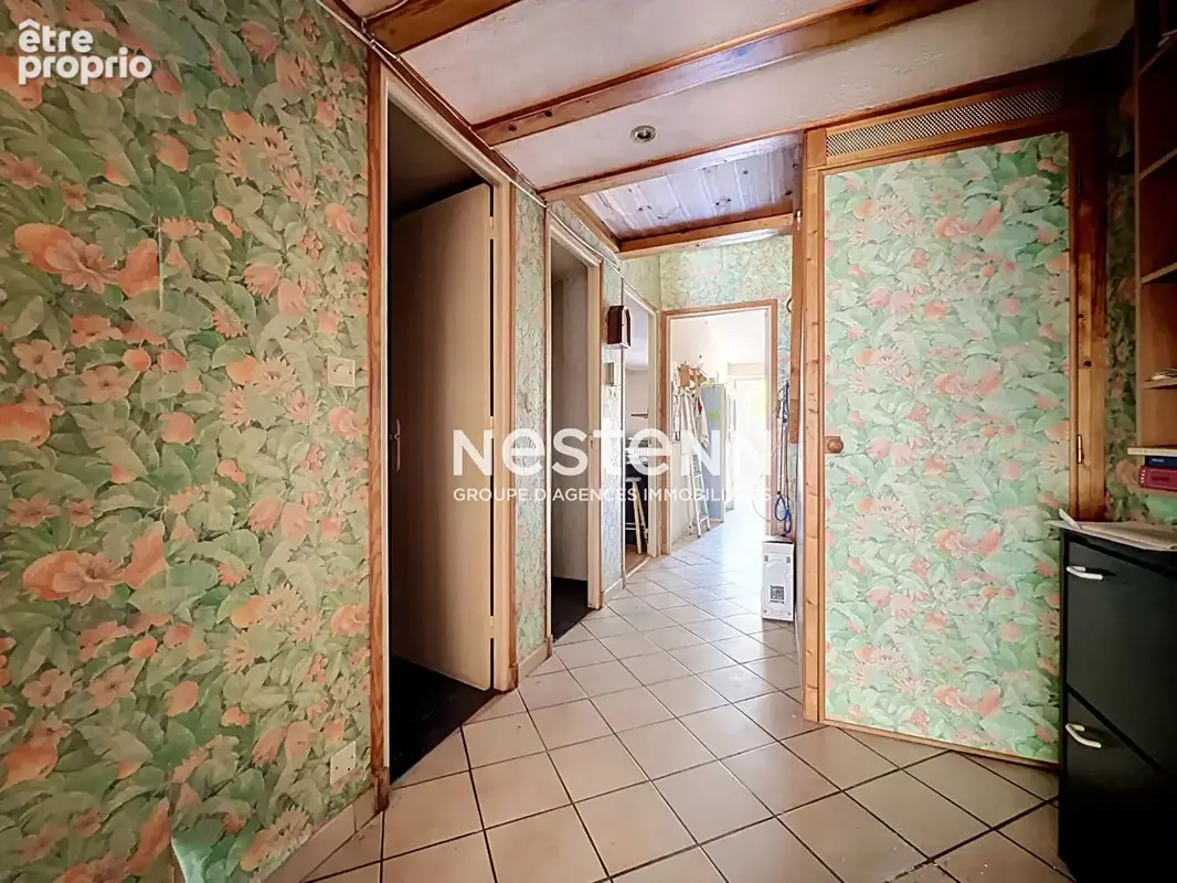 Local commercial + appartement - 108 m² et 82 m² - rue des potiers - pas de copropriété - parking - photo 14