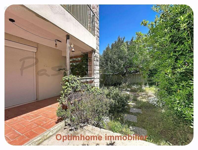 Appartement à SAUVIAN