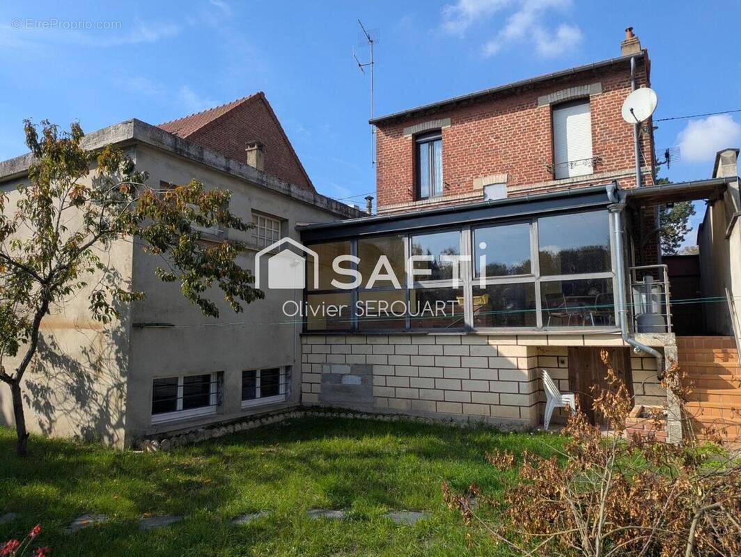 Photo 1 - Maison à SAINT-QUENTIN