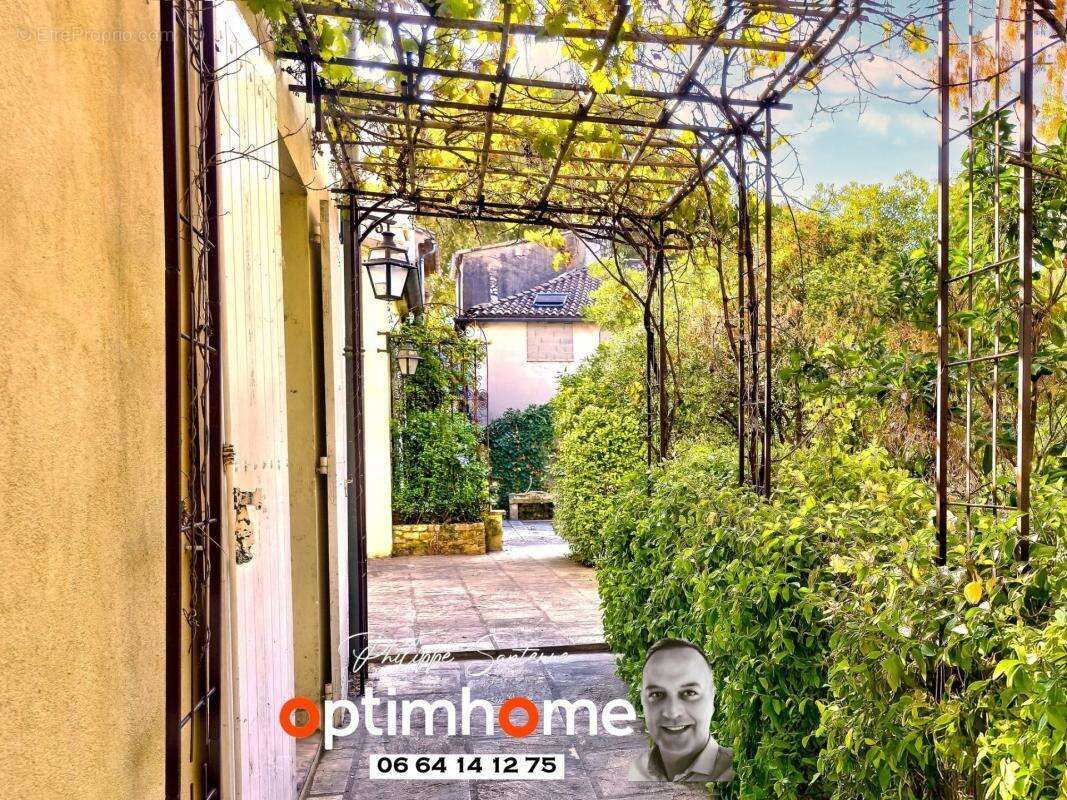 Maison Bourgeoise avec grand Jardin et Piscine - Nîmes Saint Césaire - photo 6