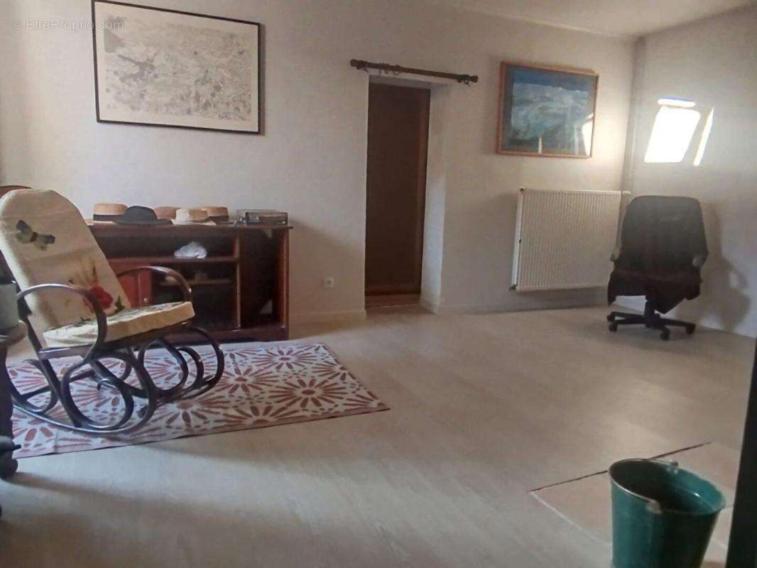 Maison à SILLY-LA-POTERIE