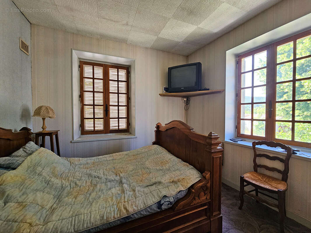 Maison à CHAMPAGNEUX