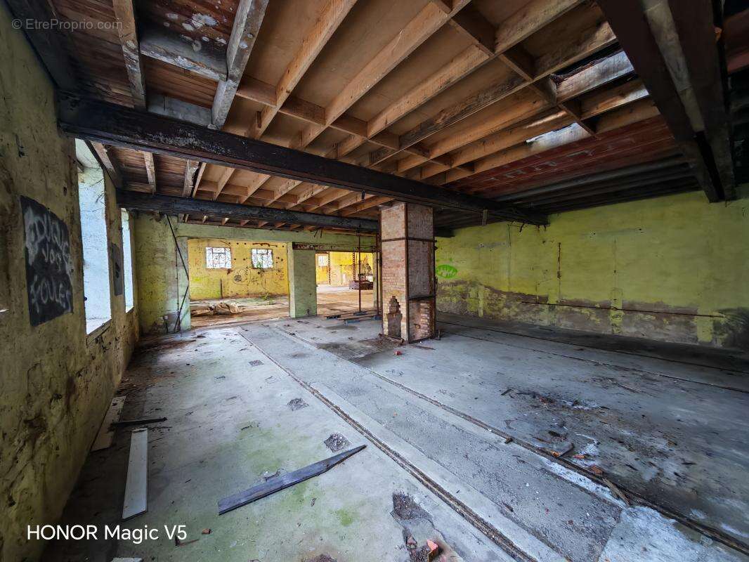 Appartement à MEHUN-SUR-YEVRE