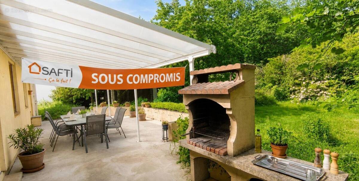 Photo 1 - Maison à LA BOISSIERE-ECOLE