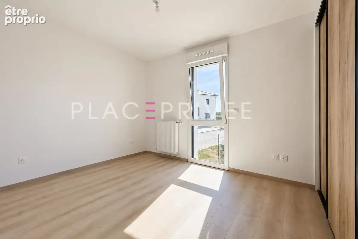 Maison avec garage et jardin - photo 17