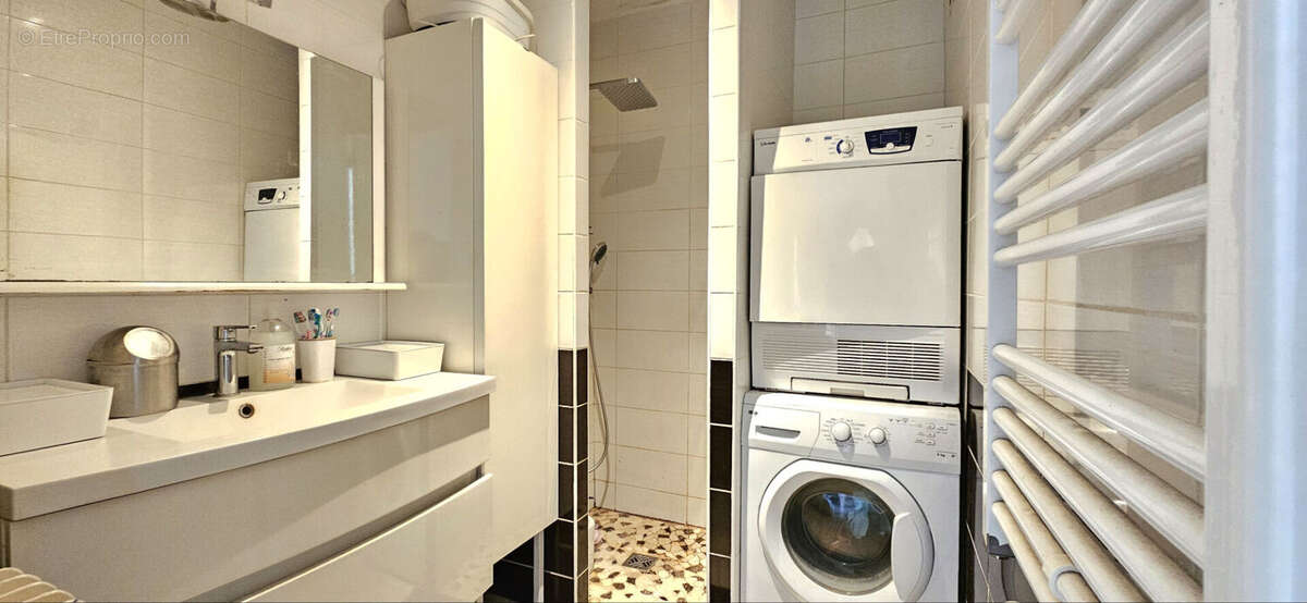 Appartement à LYON-8E