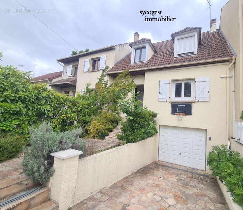 Maison à MONTFERMEIL