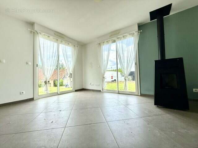 Maison 75 m² à Soissons  - photo 3