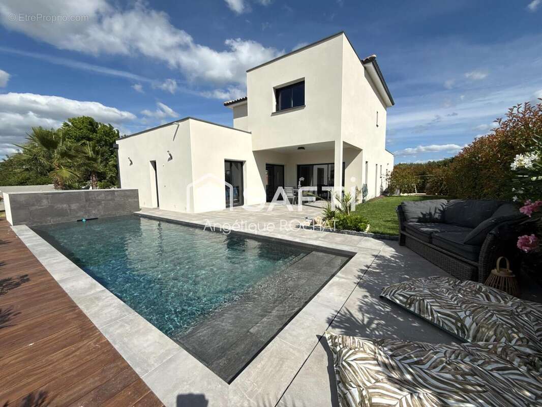 Photo 2 - Maison à SAINT-GENIES-DE-FONTEDIT