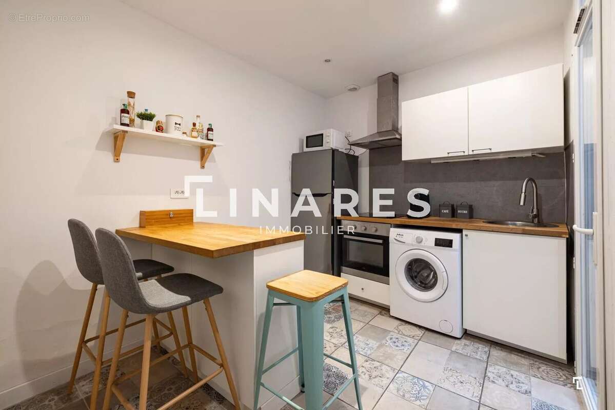 Appartement à MARSEILLE-5E