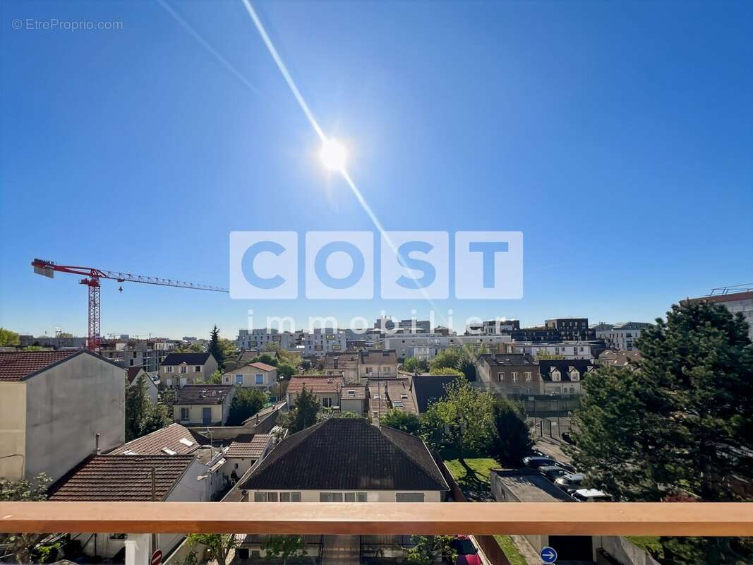 Appartement à COLOMBES
