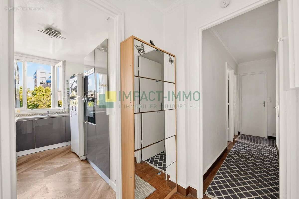 Appartement à CLICHY