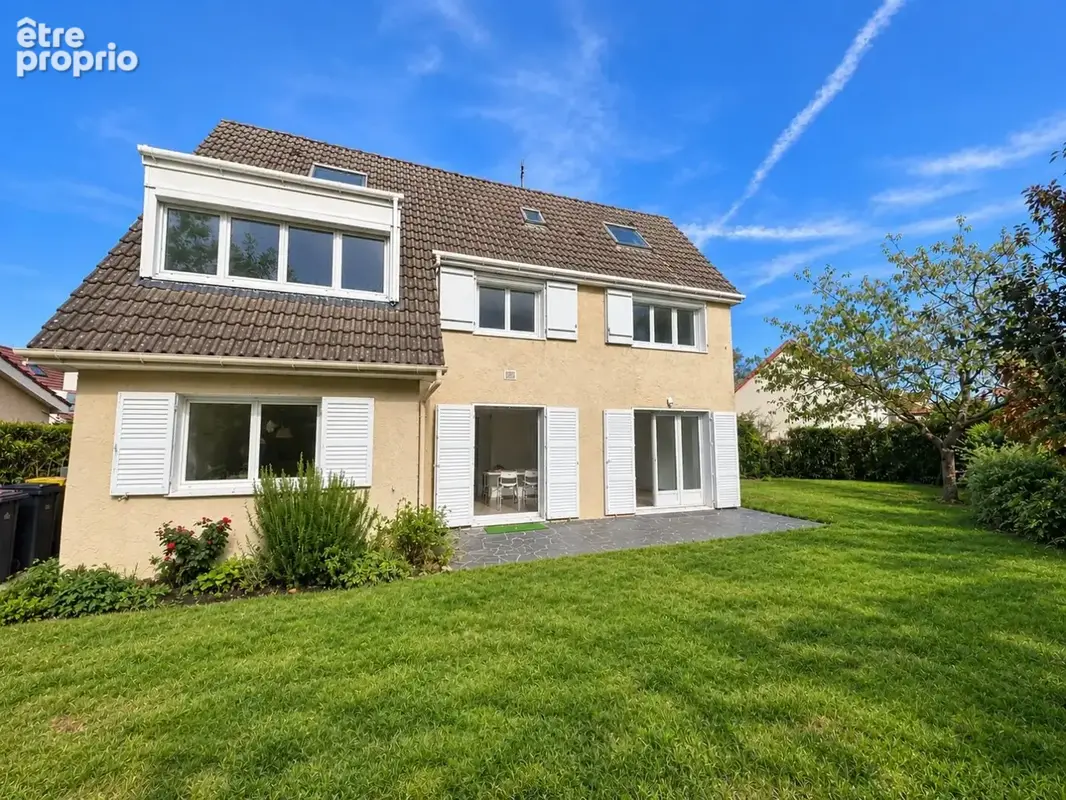 Maison 7 pièces 144 m² à vendre à Les Loges-En-Josas (78350) - photo 2