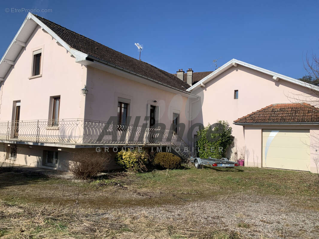 Maison à LUXEUIL-LES-BAINS