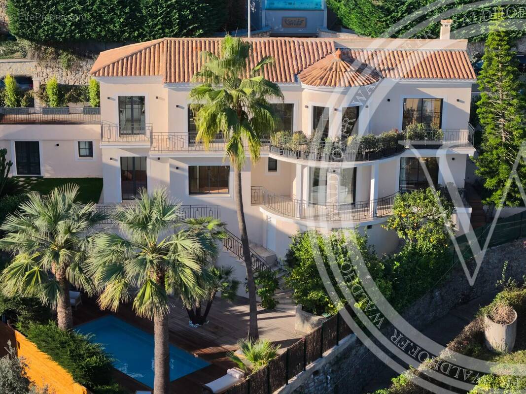 Maison à ROQUEBRUNE-CAP-MARTIN