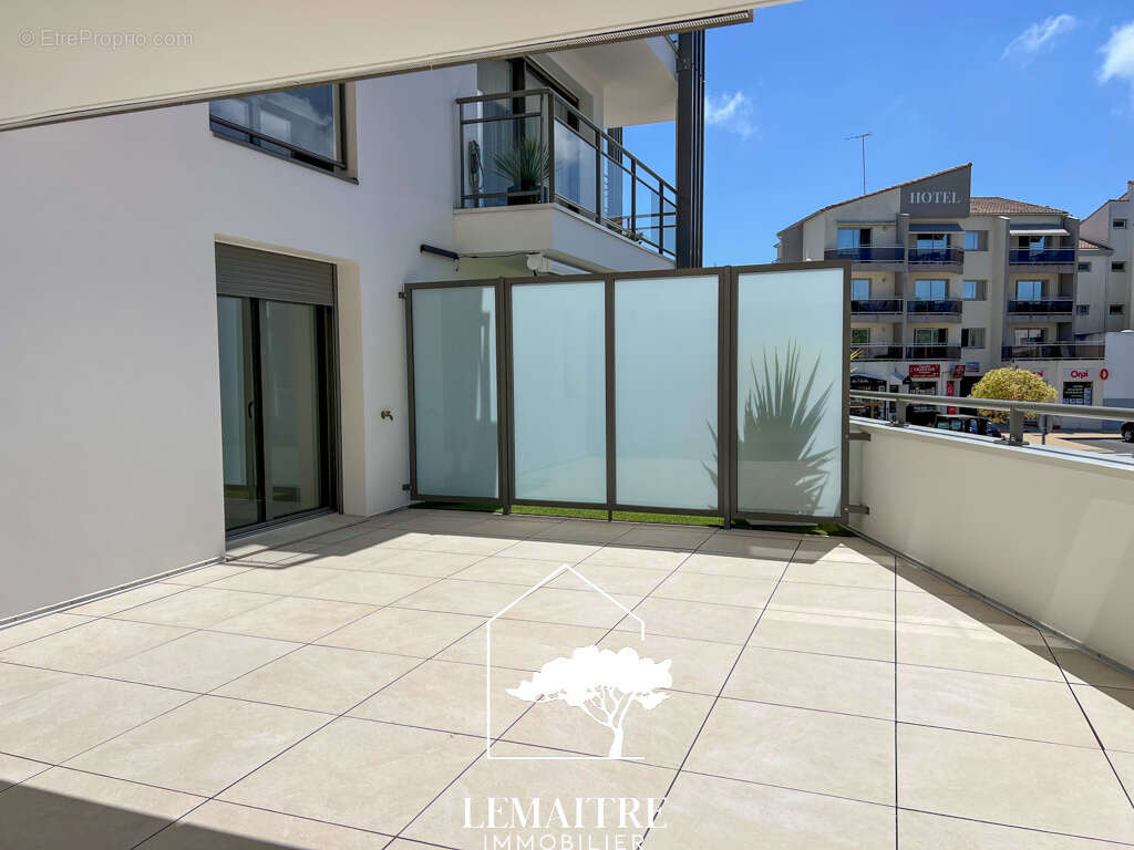 Appartement à LES MATHES