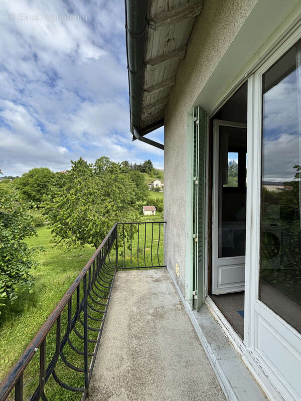 Maison à VEZAC
