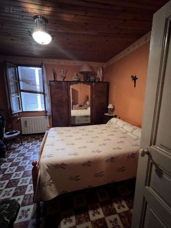 Maison à SAINT-GILLES