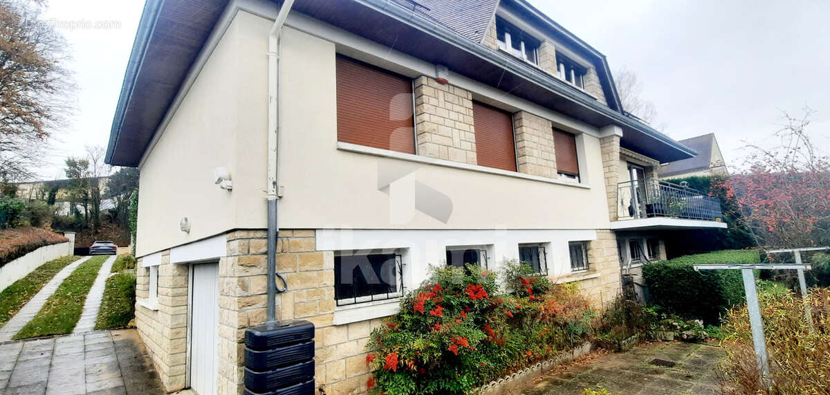 Maison à AUXERRE