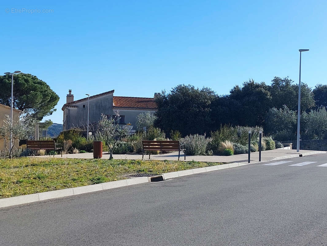 Terrain à VINSOBRES