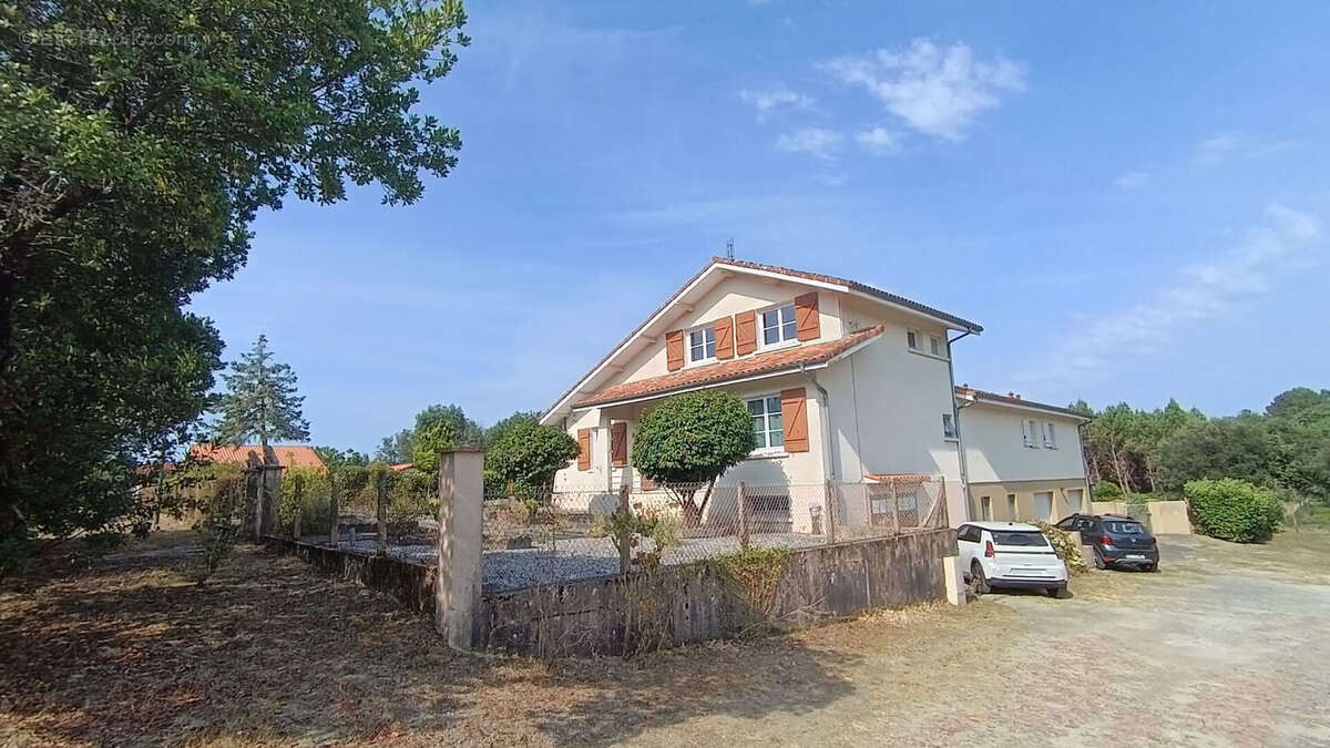 LANDES ATLANTIQUE - Vaste maison & jardin paysager - Rare opportunité - photo 3