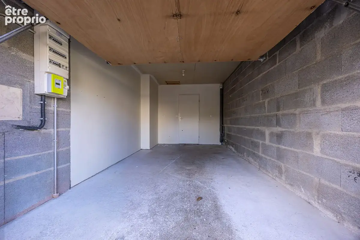 Maison  de plain-pied avec garage et jardin - 66 m² - photo 6