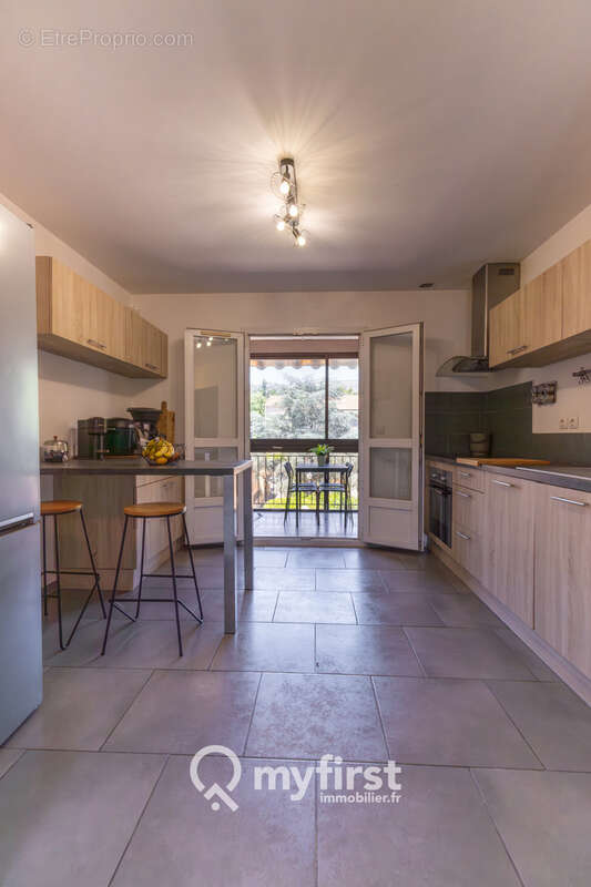 Appartement à OLLIOULES