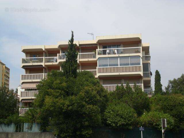   - Appartement à ANTIBES