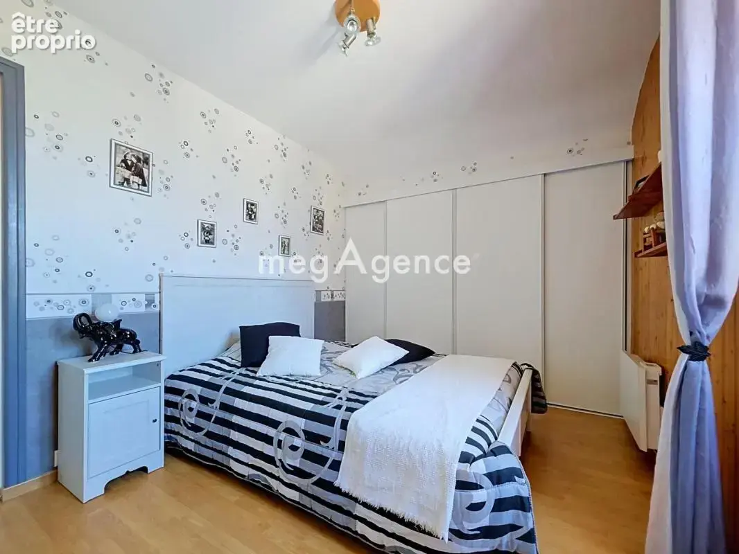 Maison de charme – Beaux volumes, 3 chambres et jardin - photo 10