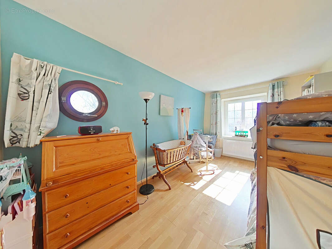 Maison à FONTENAY-LE-FLEURY