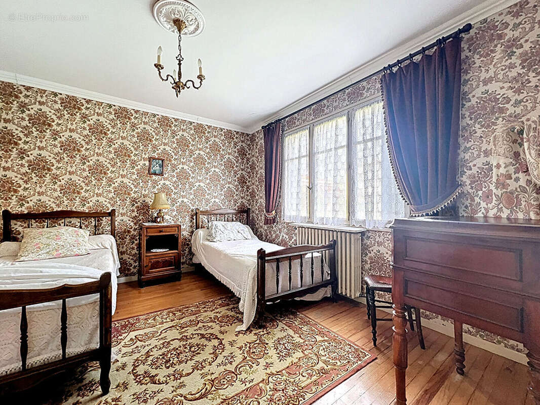 Maison à SAINT-ORENS-DE-GAMEVILLE