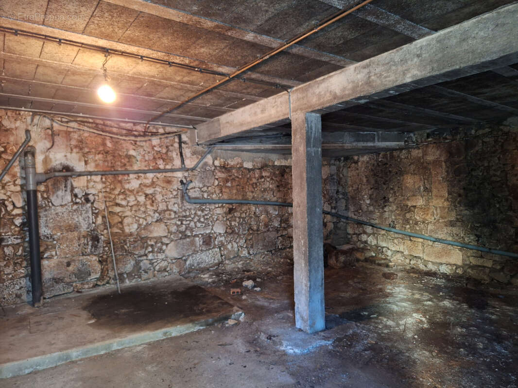 Maison à GRAND-BRASSAC