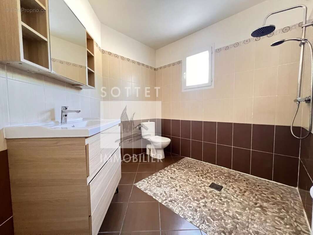 En exclusivite dans residence securisee villa t4 avec garage et exterieur - photo 6
