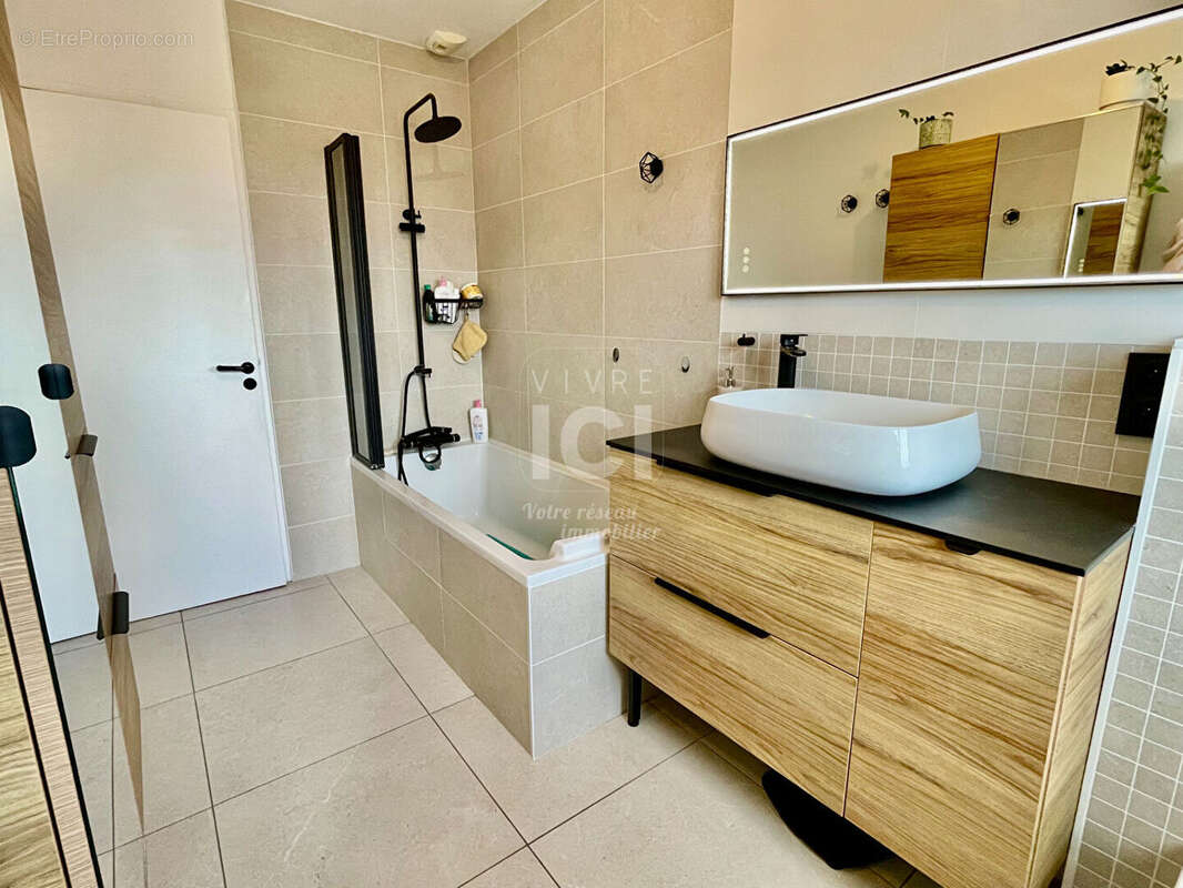 Maison à TREILLIERES