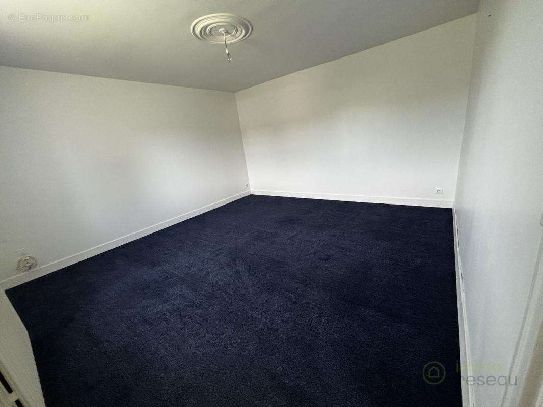 Maison 75 m² à Saint-Amand  - photo 10