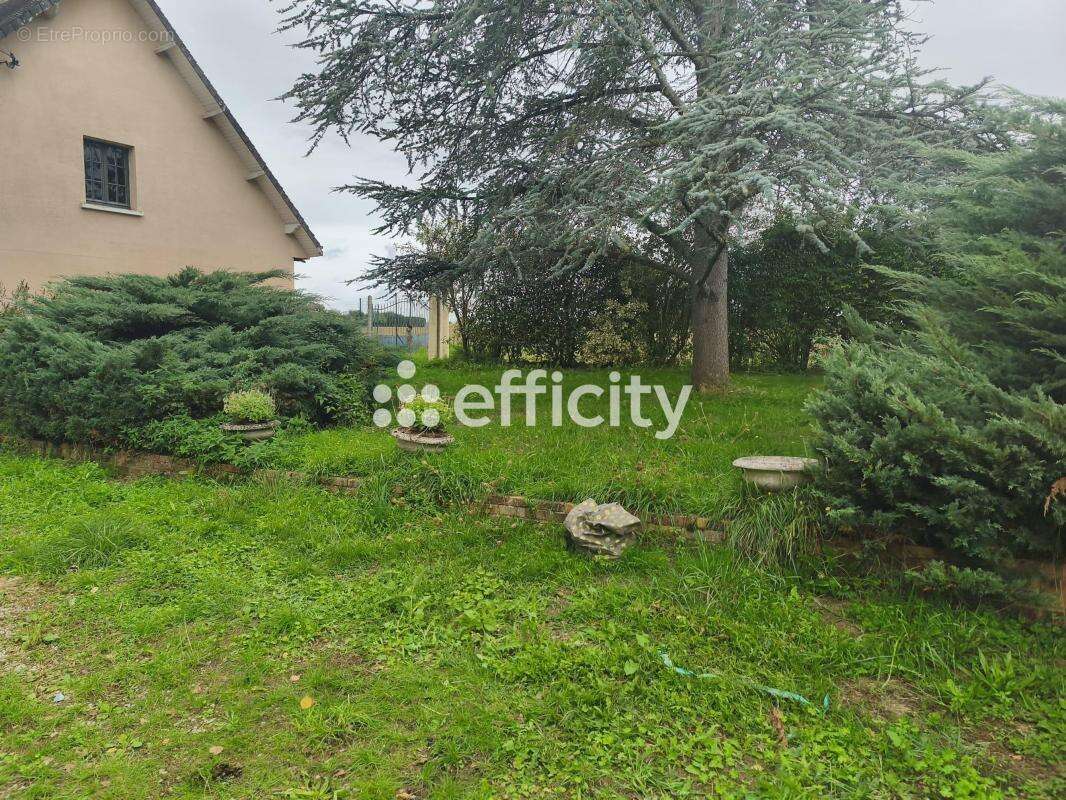 Maison à CONGE-SUR-ORNE