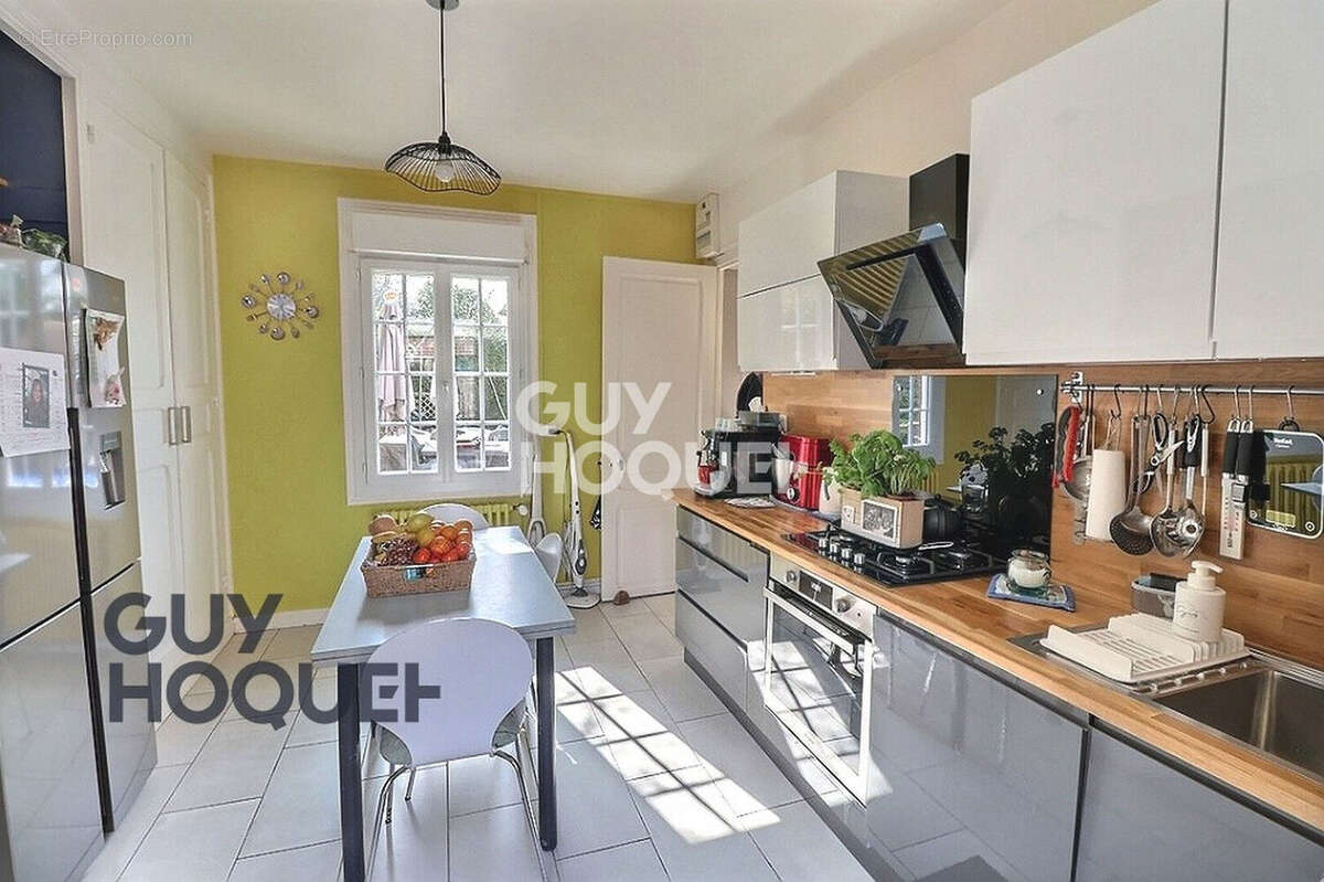 Maison à NASSANDRES