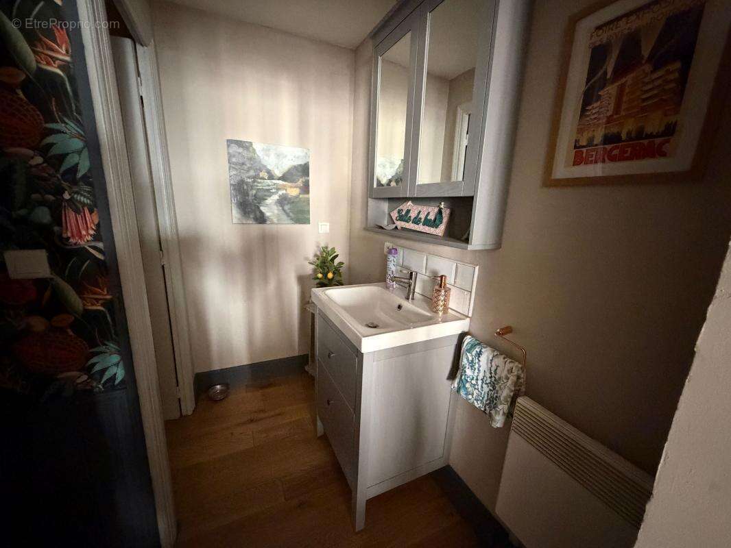 Jolie maison de village ayant conservé tout son caractère authentique - photo 10