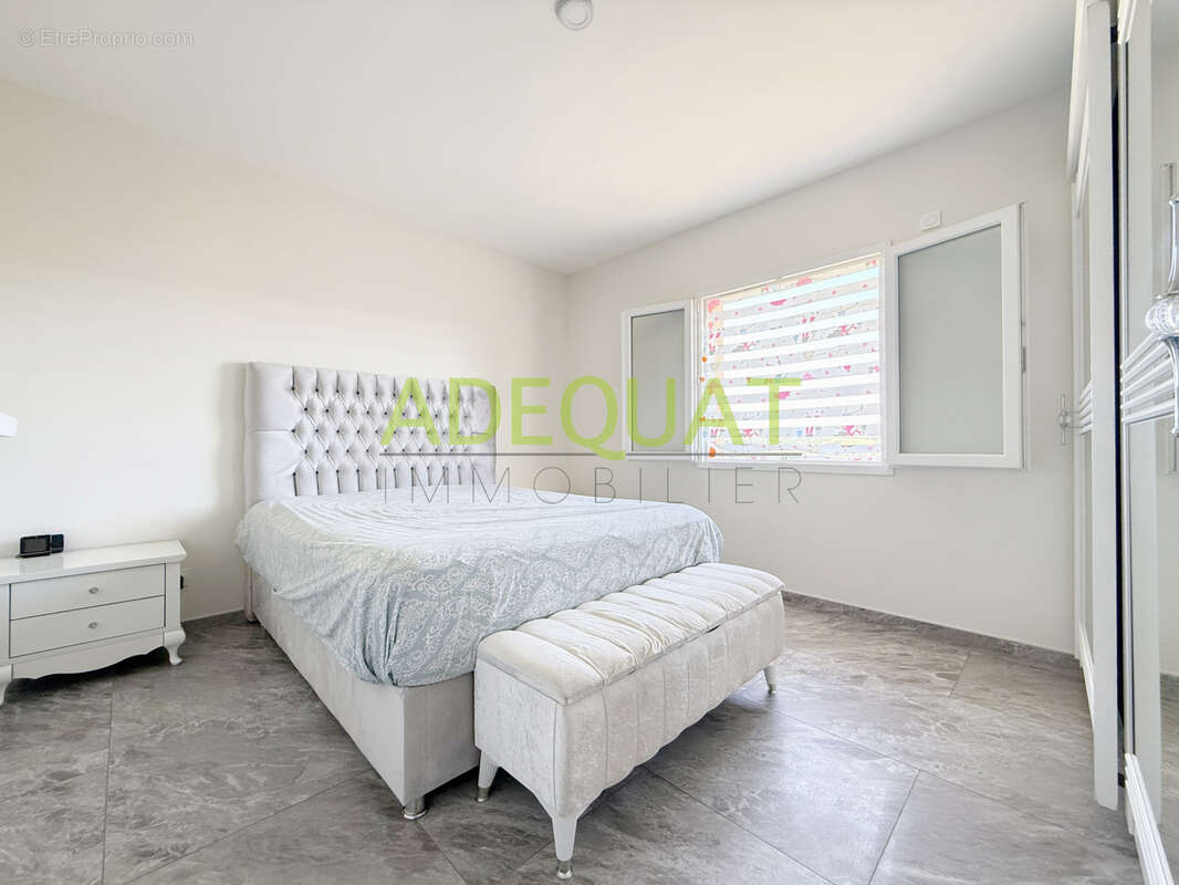 Cessieu / maison individuelle / 2 logements/ ideal bi-famille / 7 chambres / terrasses / cave / terrain de 202 - photo 9